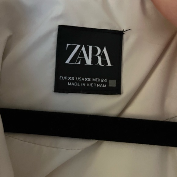 ZARA puffer jacket - Picture 3 of 4